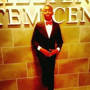 Meet your Posher, Kingsley